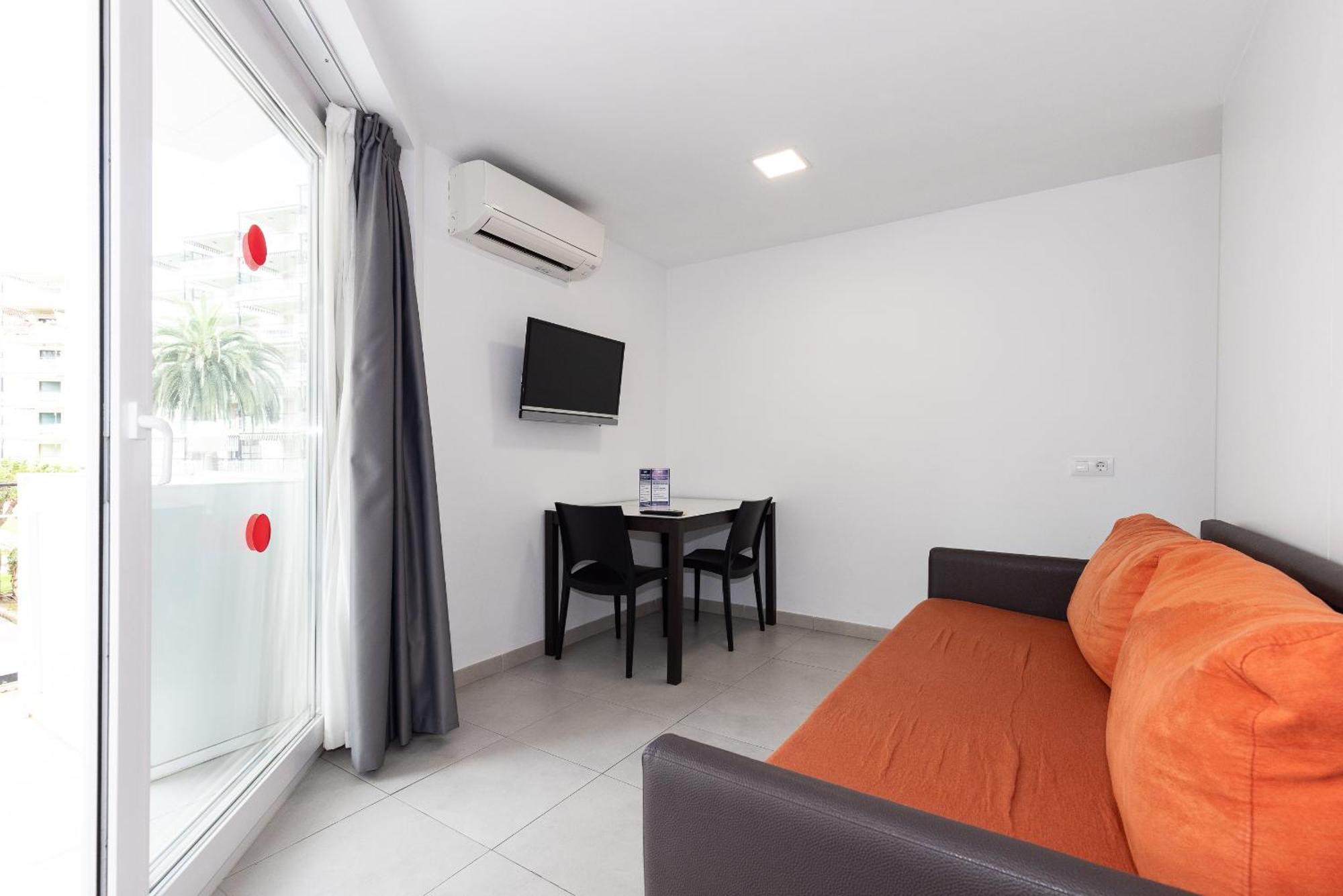Rentalmar Aries Plus Salou Zewnętrze zdjęcie