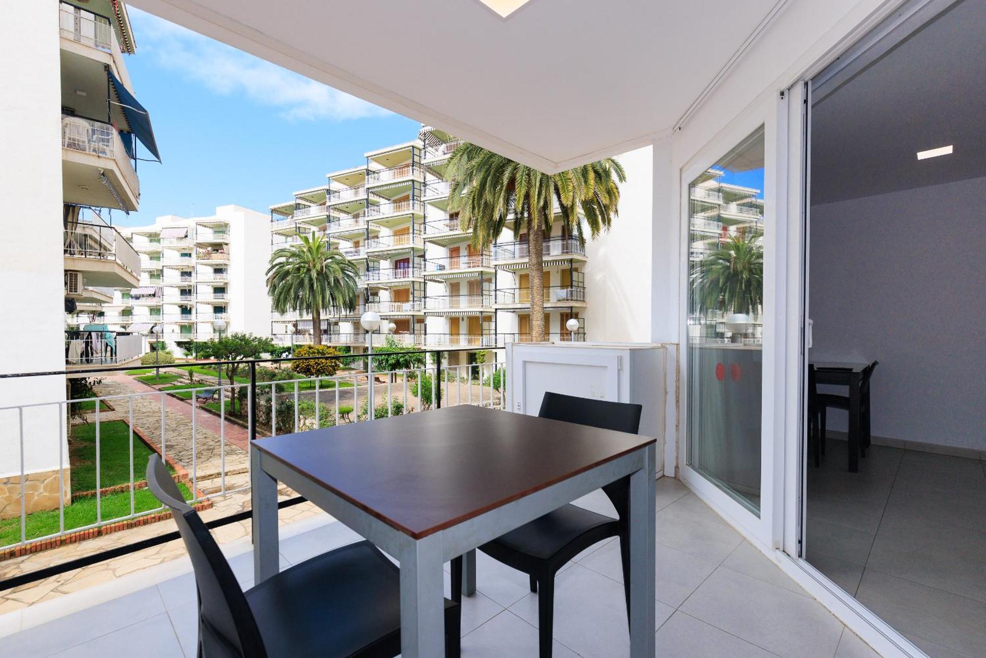 Rentalmar Aries Plus Salou Zewnętrze zdjęcie