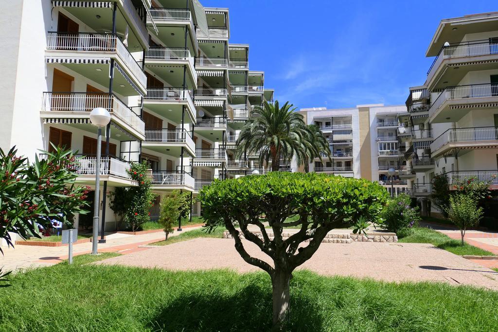 Rentalmar Aries Plus Salou Zewnętrze zdjęcie