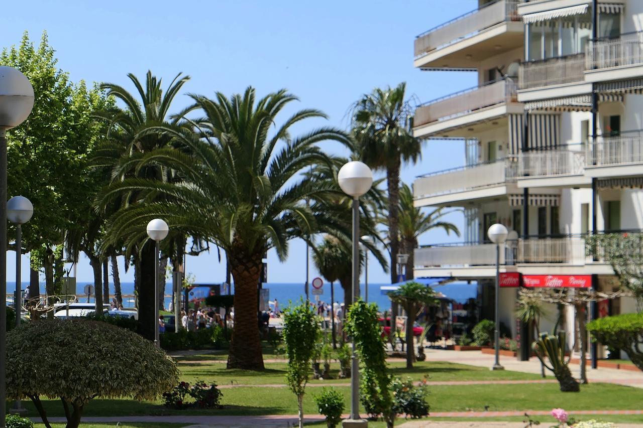Rentalmar Aries Plus Salou Zewnętrze zdjęcie